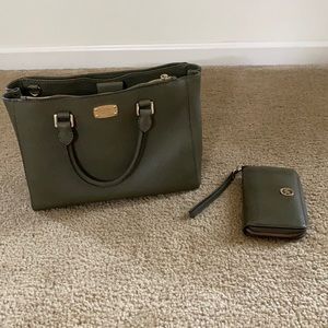 Michael Kors cross body with wallet